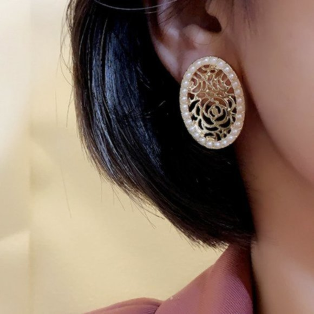 New Boutique Gold Tone Metal Oval‎ Faux Pearl Camellia Flower Earrings Jewelry